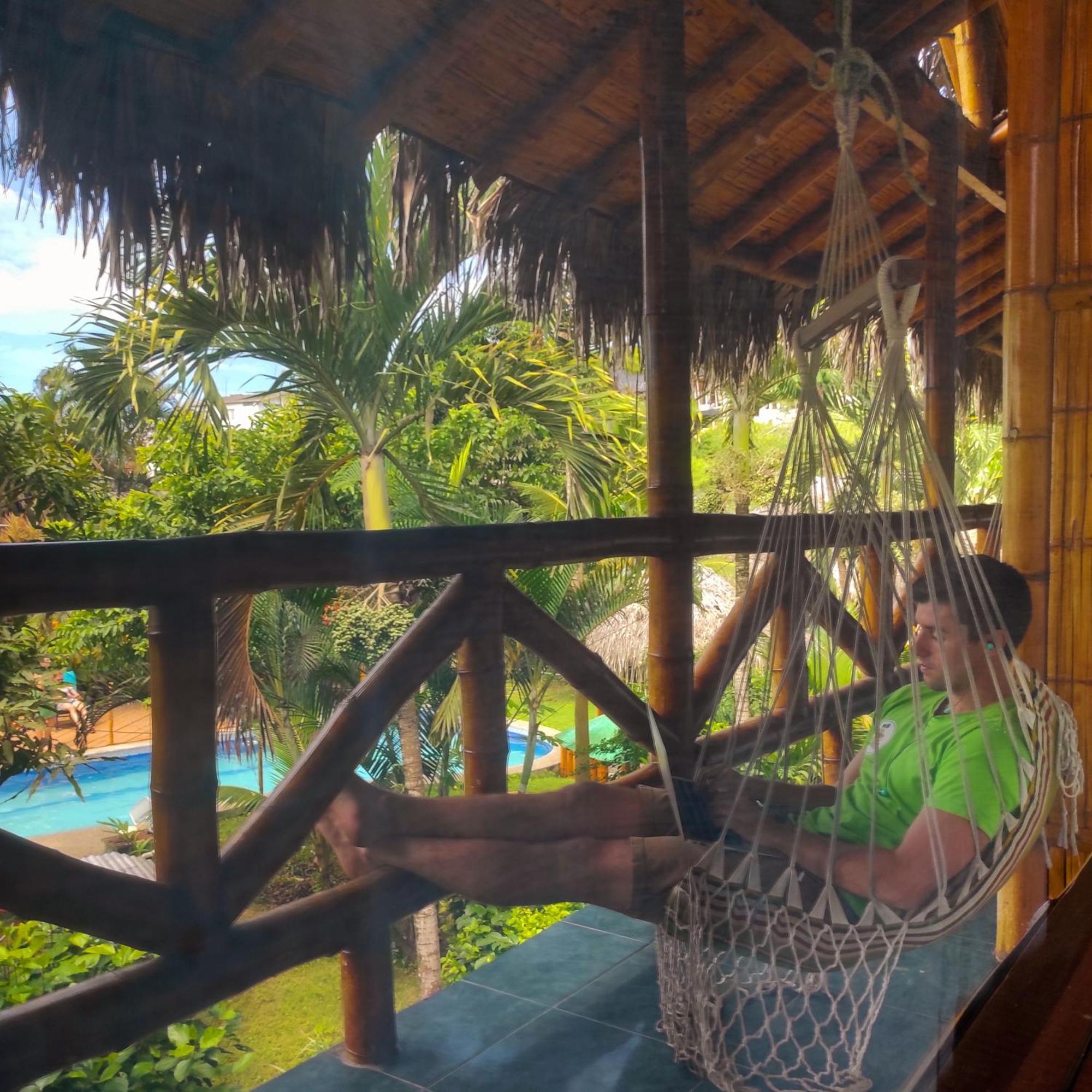 Montanita Cabanas Buitenkant foto